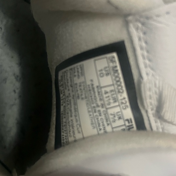 Fila shoes.  Great used condition.  . Size 10 - Picture 5 of 6